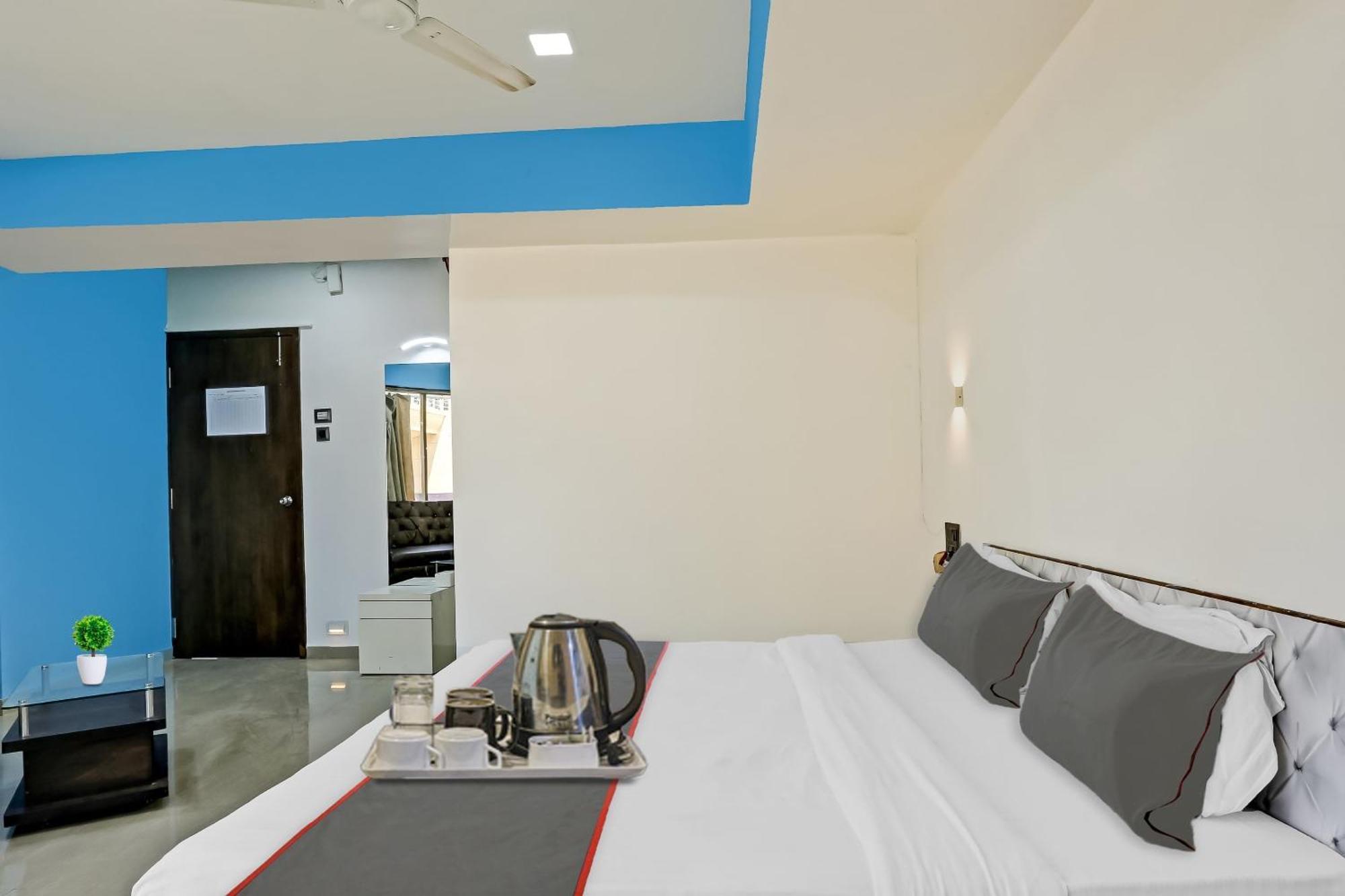 Oyo Salt House Mumbai Exterior photo